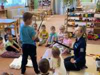 Beseda s policistkami