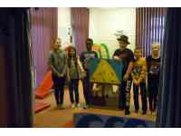 Žáci ZŠ hrají divadlo pro děti z MŠ